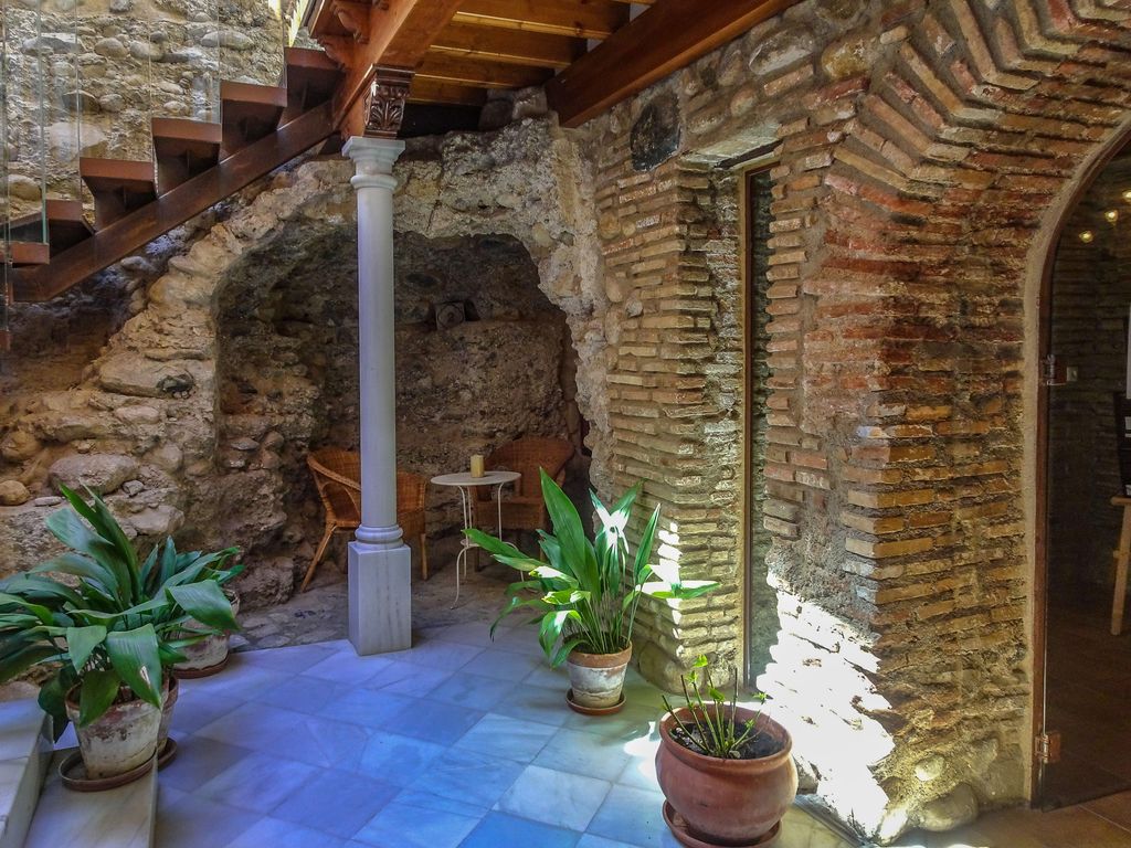 Alhambra Apartamentos