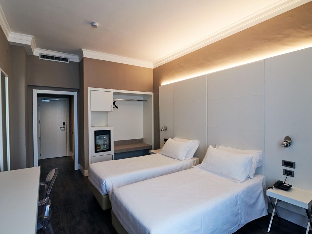 Poledrini Hotel