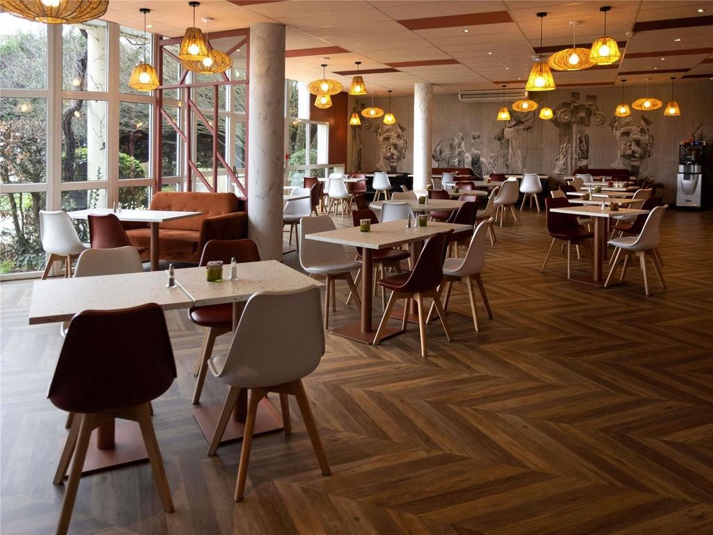 ibis Styles Chinon