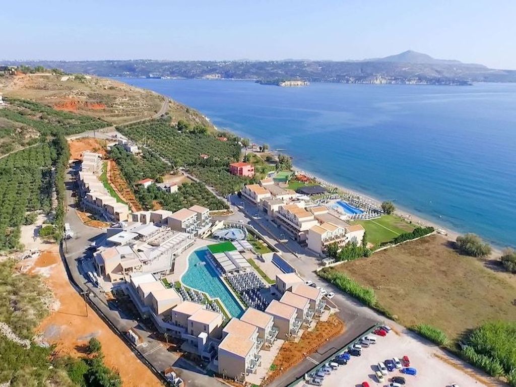 Kiani Beach Resort Family