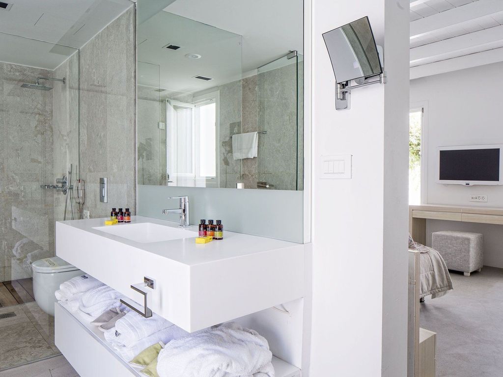 Patmos Aktis Suites & Spa