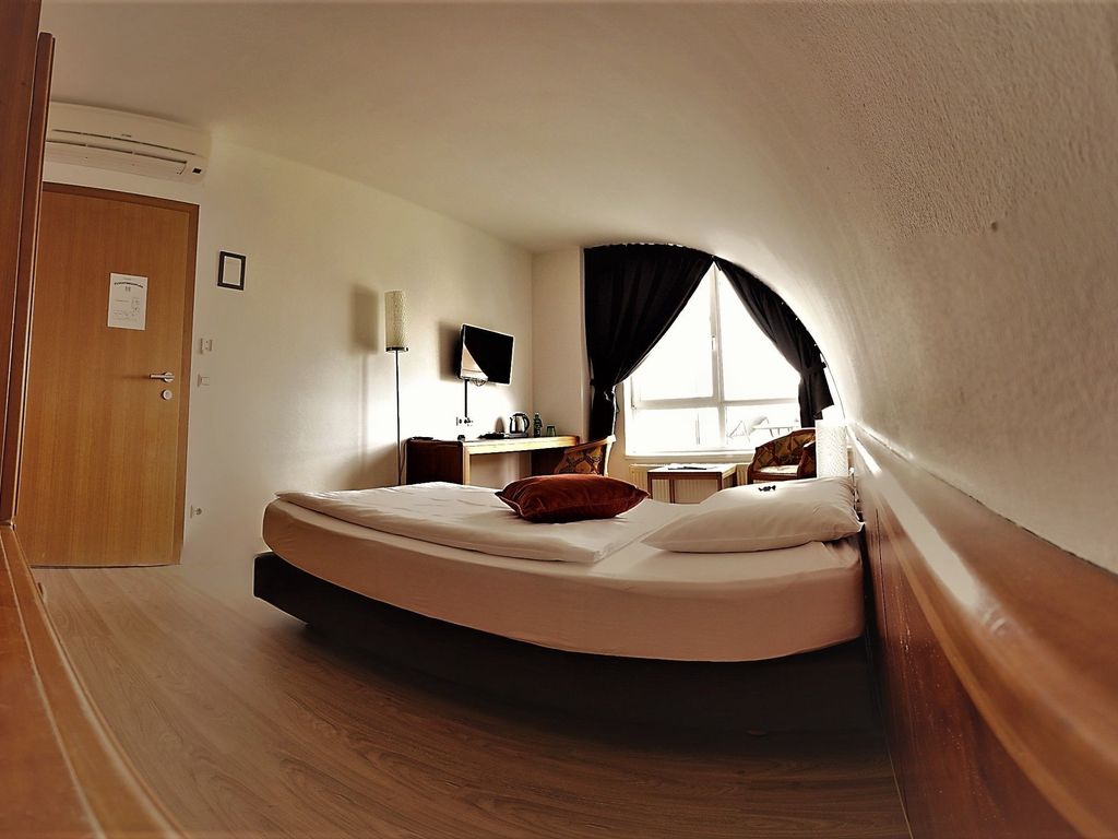 Sky City Hotel Atrigon