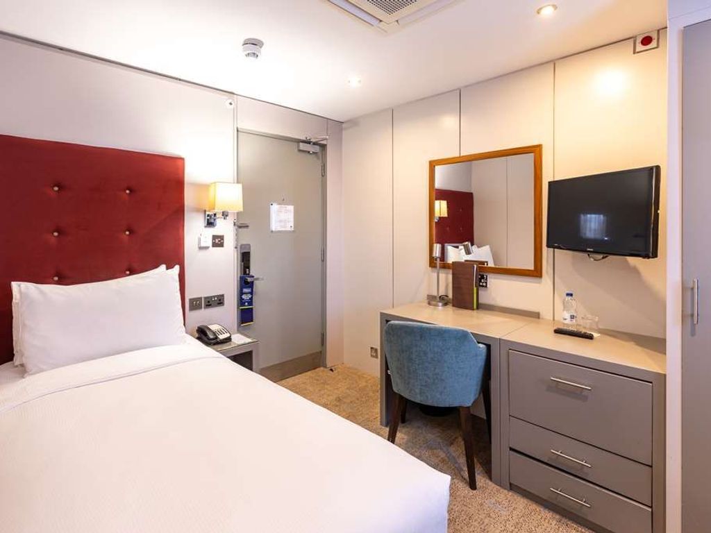 DoubleTree by Hilton London - West End