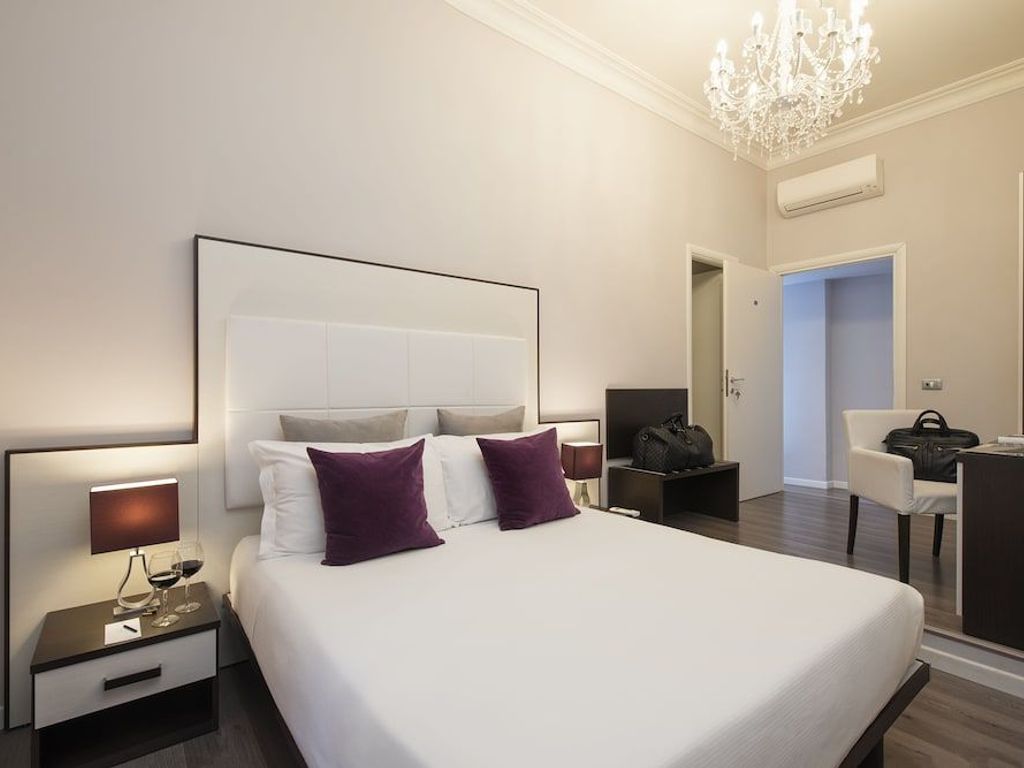 Arenula Suites