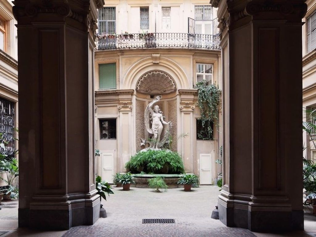 Arenula Suites