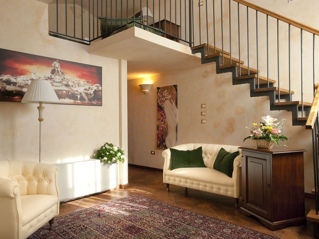 OC Hotel Roma