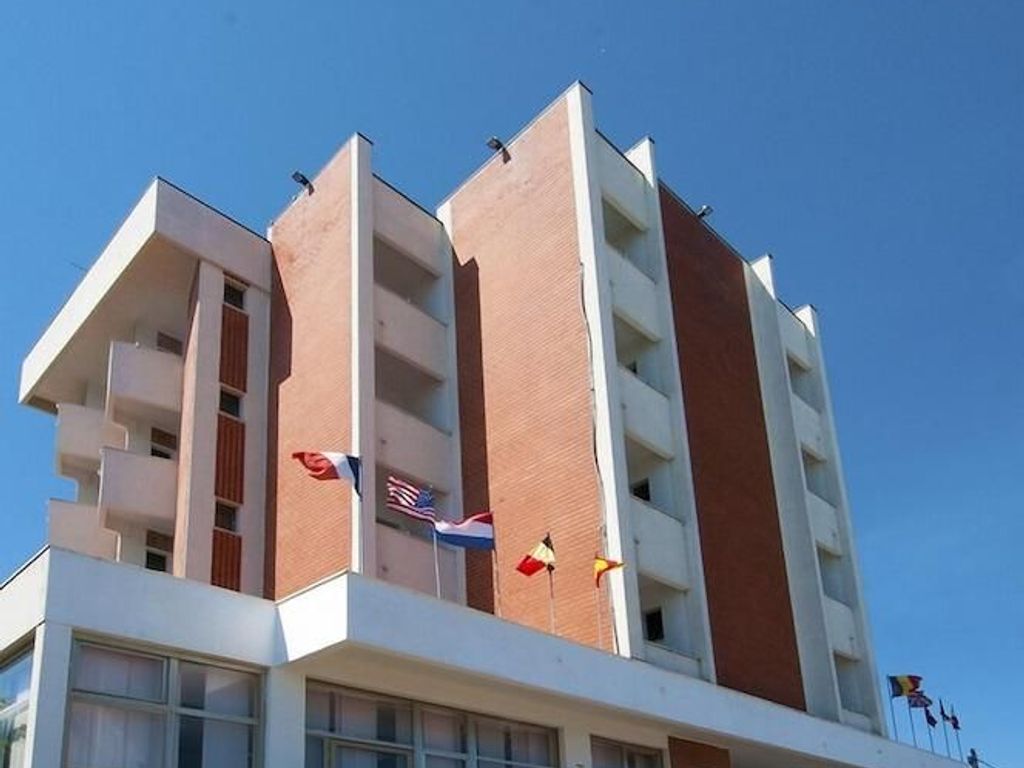 Hotel Ambassador