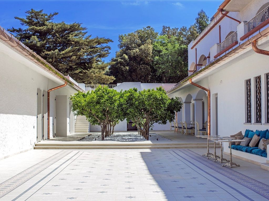 Seebay Hotel