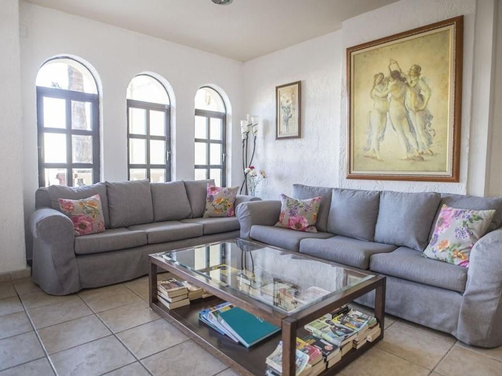 Creta Residence