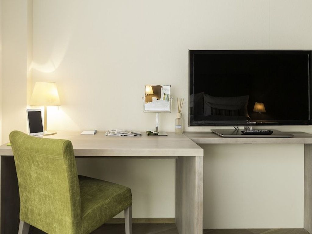 PLATZHIRSCH ZÜRICH - Downtown Boutique Hotel & Sushi Lounge