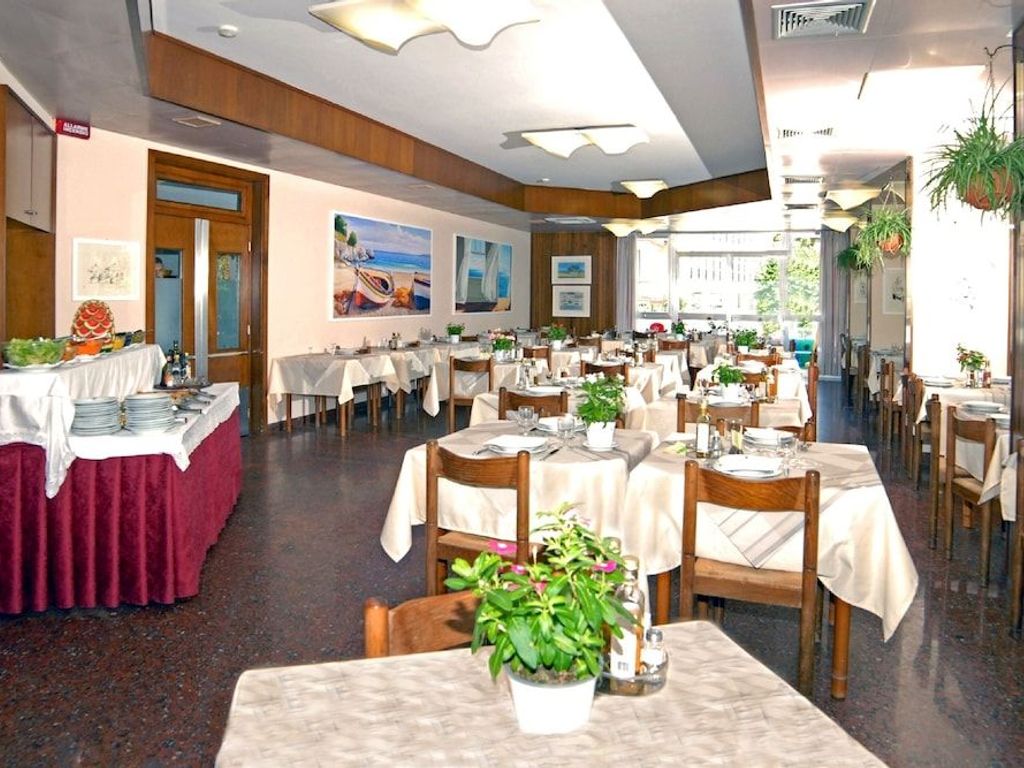 Hotel President