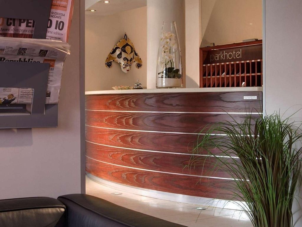 ANNIA PARK HOTEL