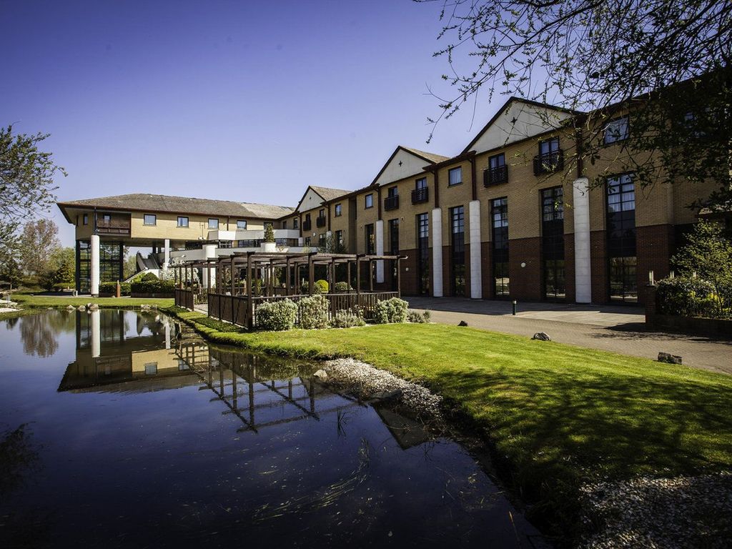 Five Lakes Resort