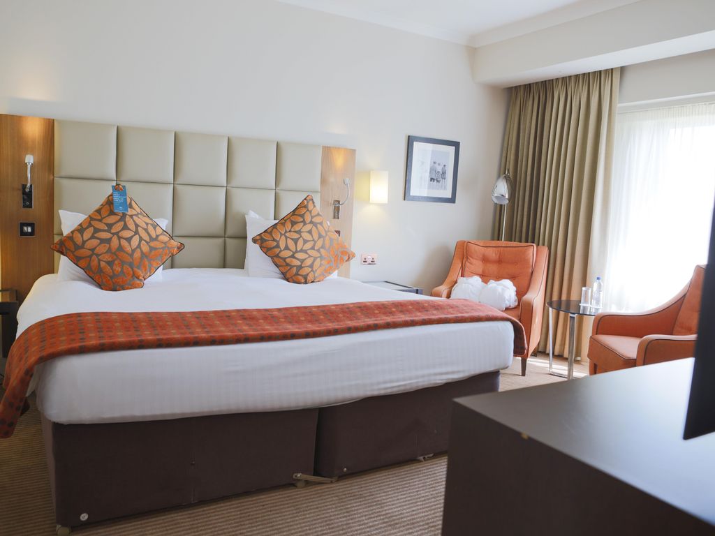Five Lakes Resort