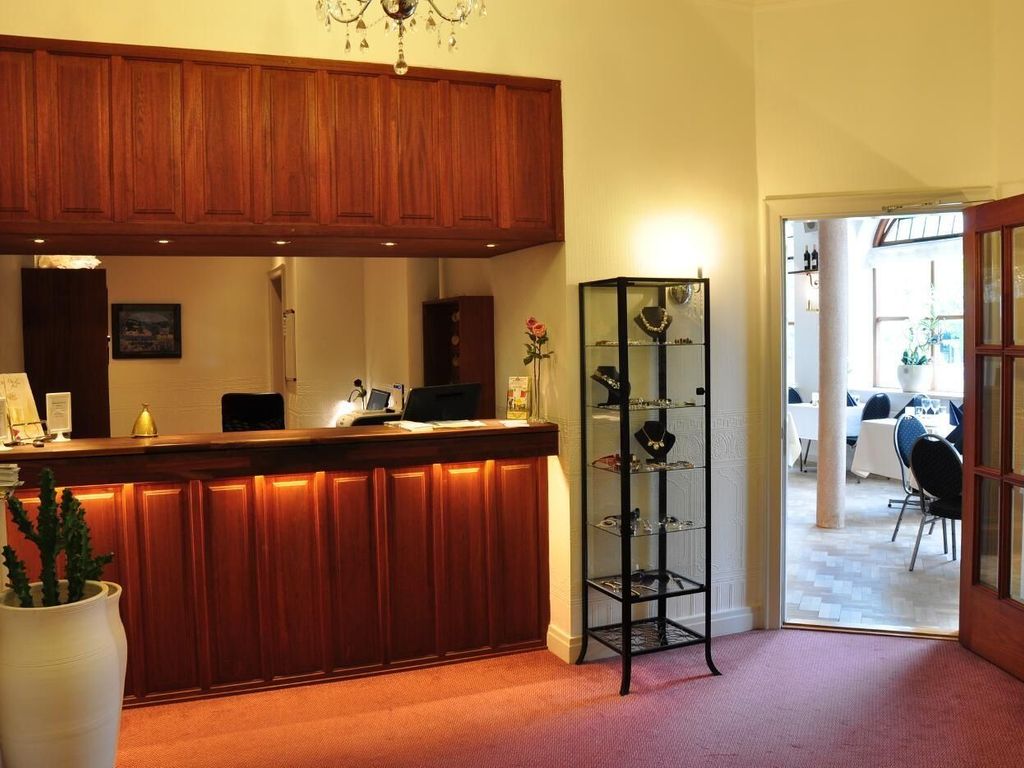 Hotel Phoenix