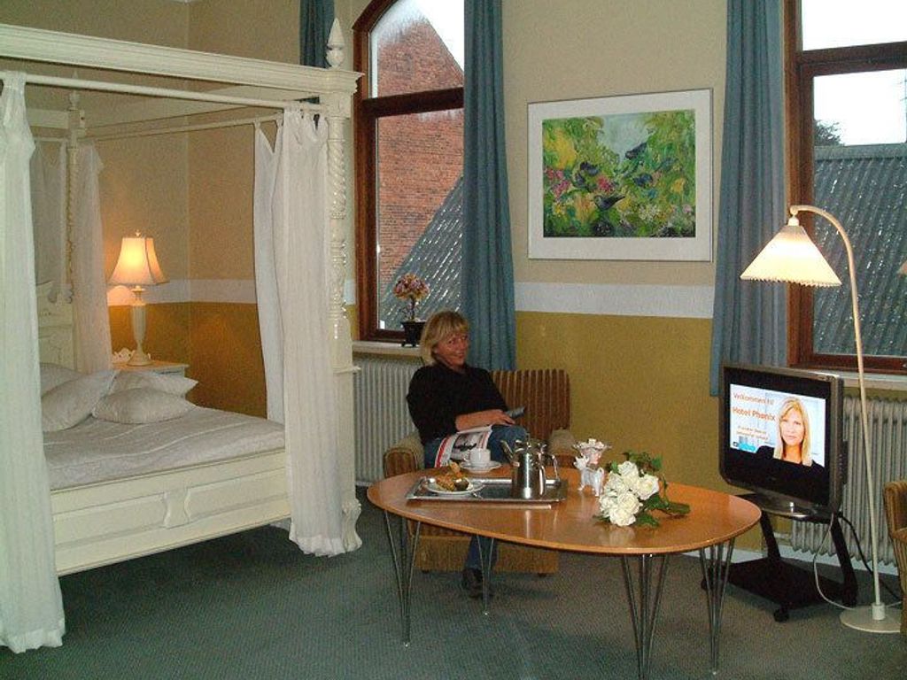 Hotel Phoenix