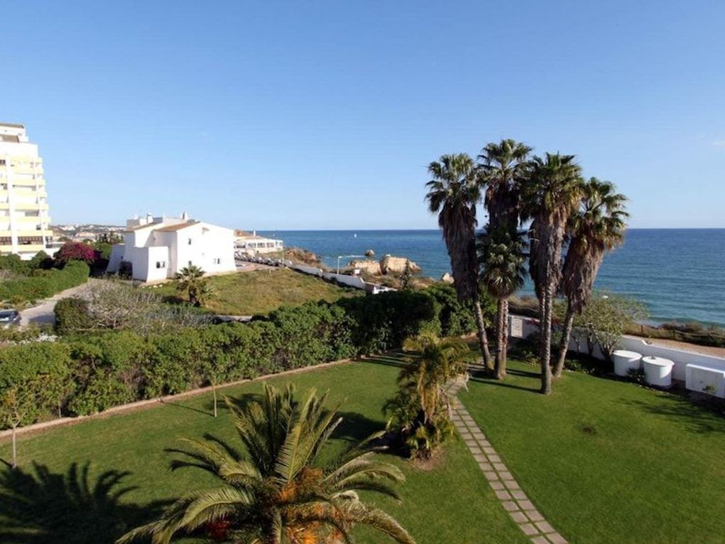 Hotel Luar