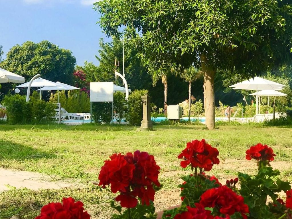 Hotel Park Village