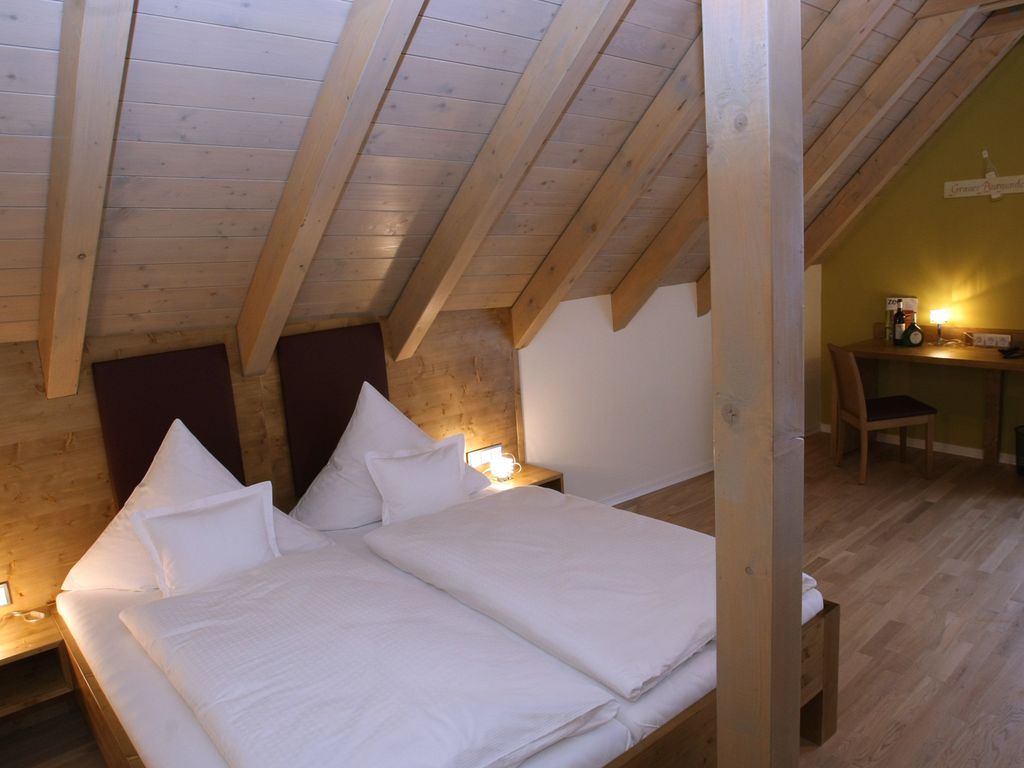 RotHweinHotel