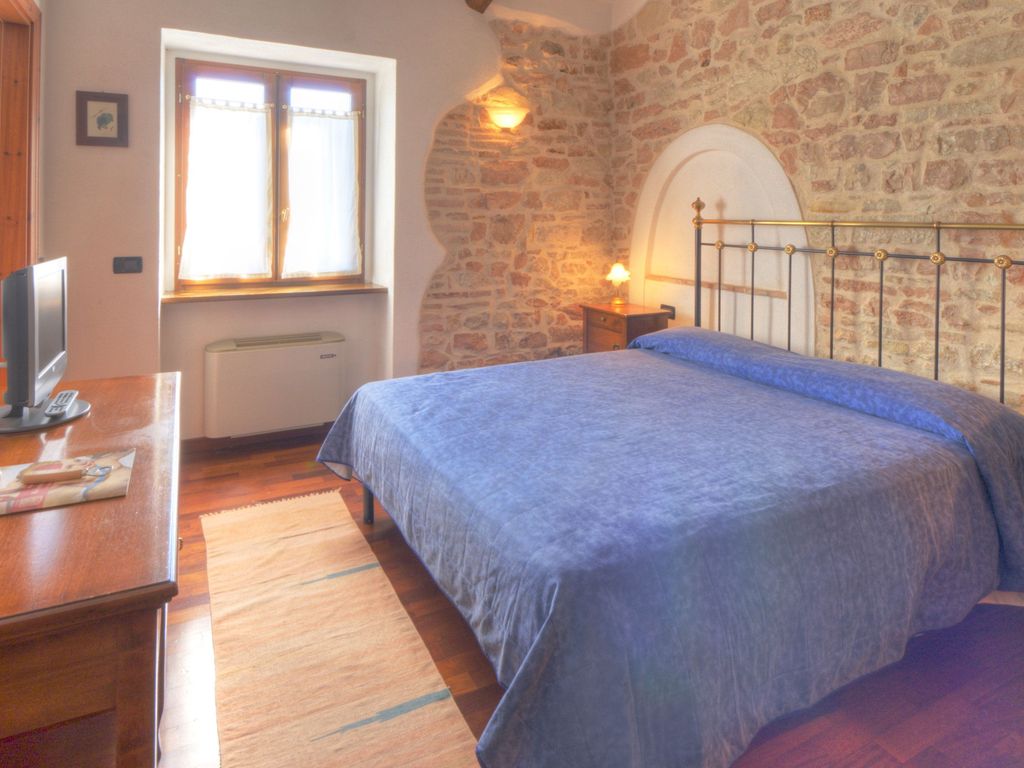 Marchese del Grillo Hotel & Restaurant