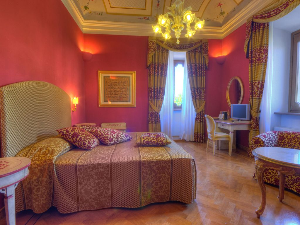 Marchese del Grillo Hotel & Restaurant