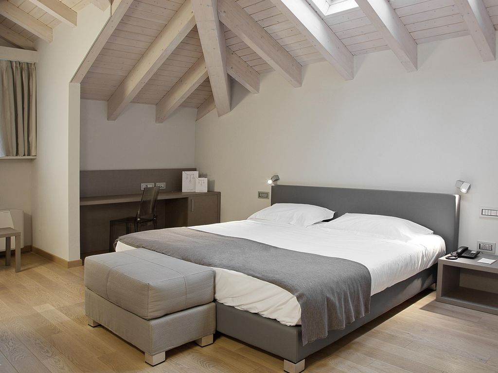 Hotel di Varese