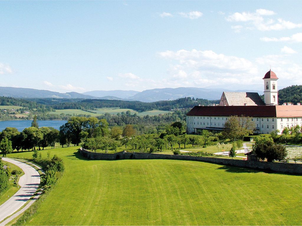 Stift St. Georgen am Längsee