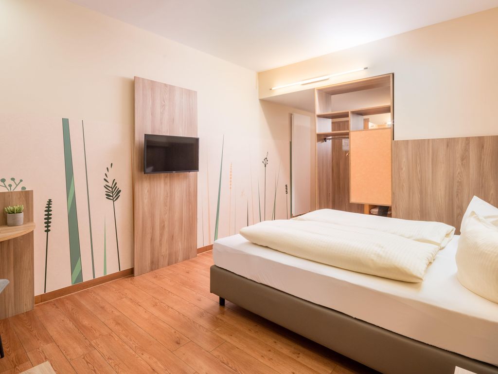 hotelNEUMARKT