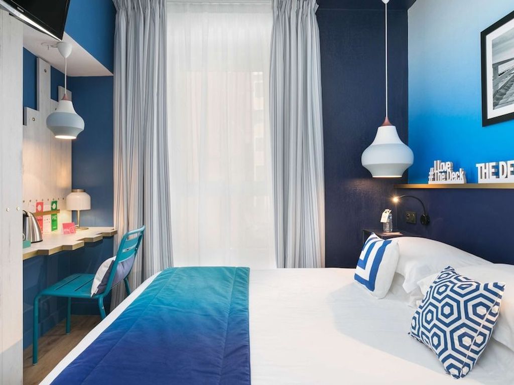 The Deck Hotel by HappyCulture