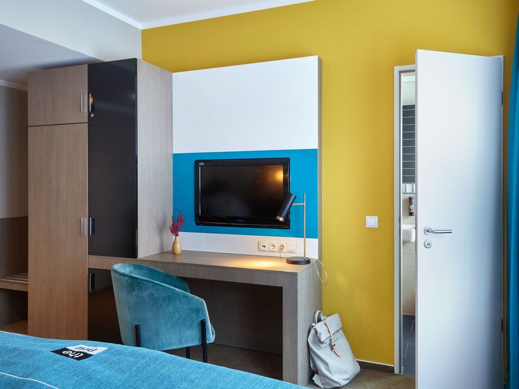 FUSION HAMBURG ST. GEORG by IHG Holiday Inn - the niu