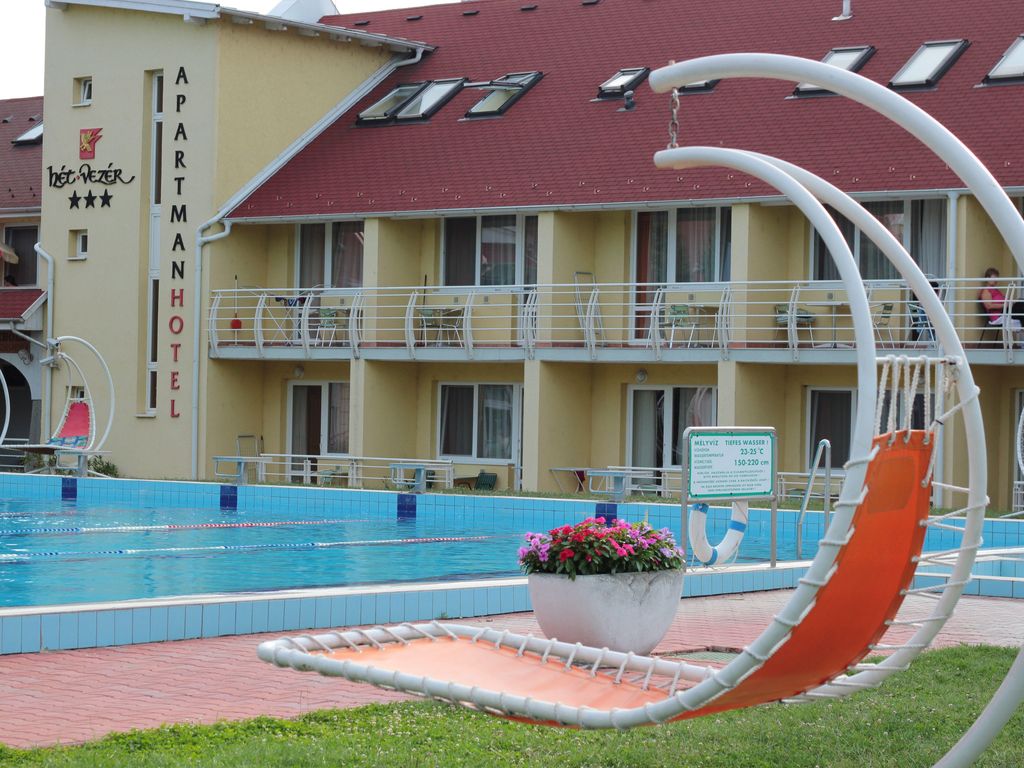 Hét Vezér Apartmanhotel