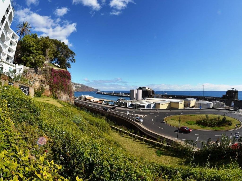 Madeira Bright Star Hotel