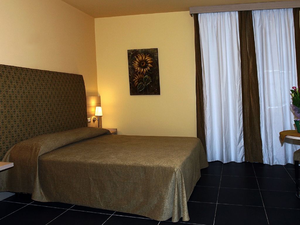 Tus Hotel