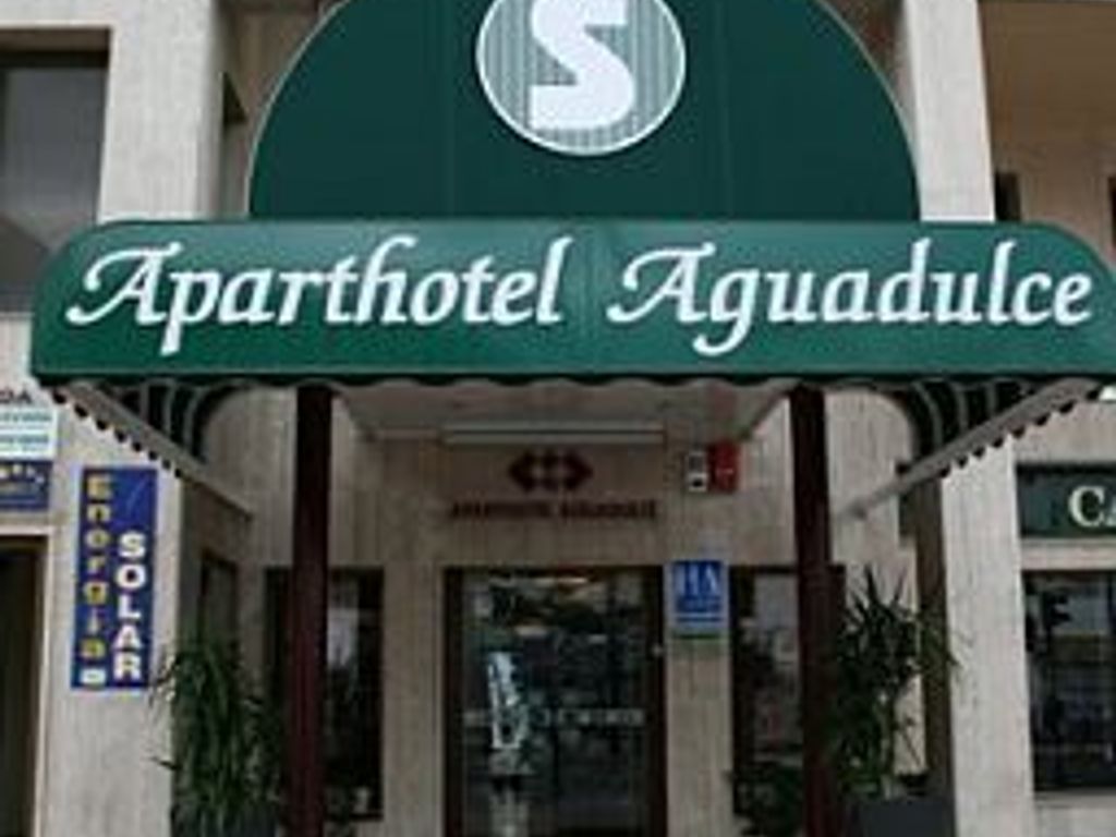 Aguadulce Aparthotel