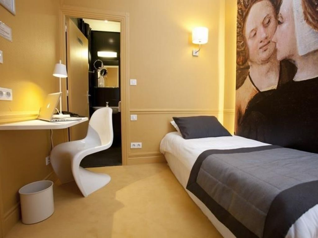 CECYL REIMS