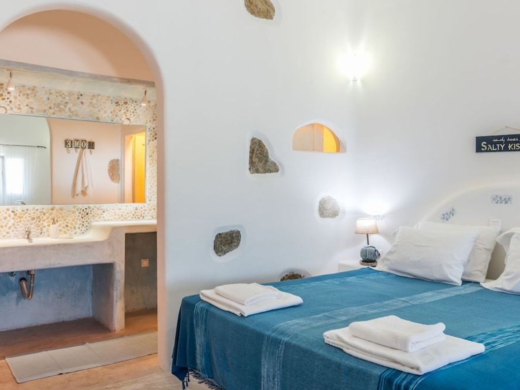 Eleni's Village Suites