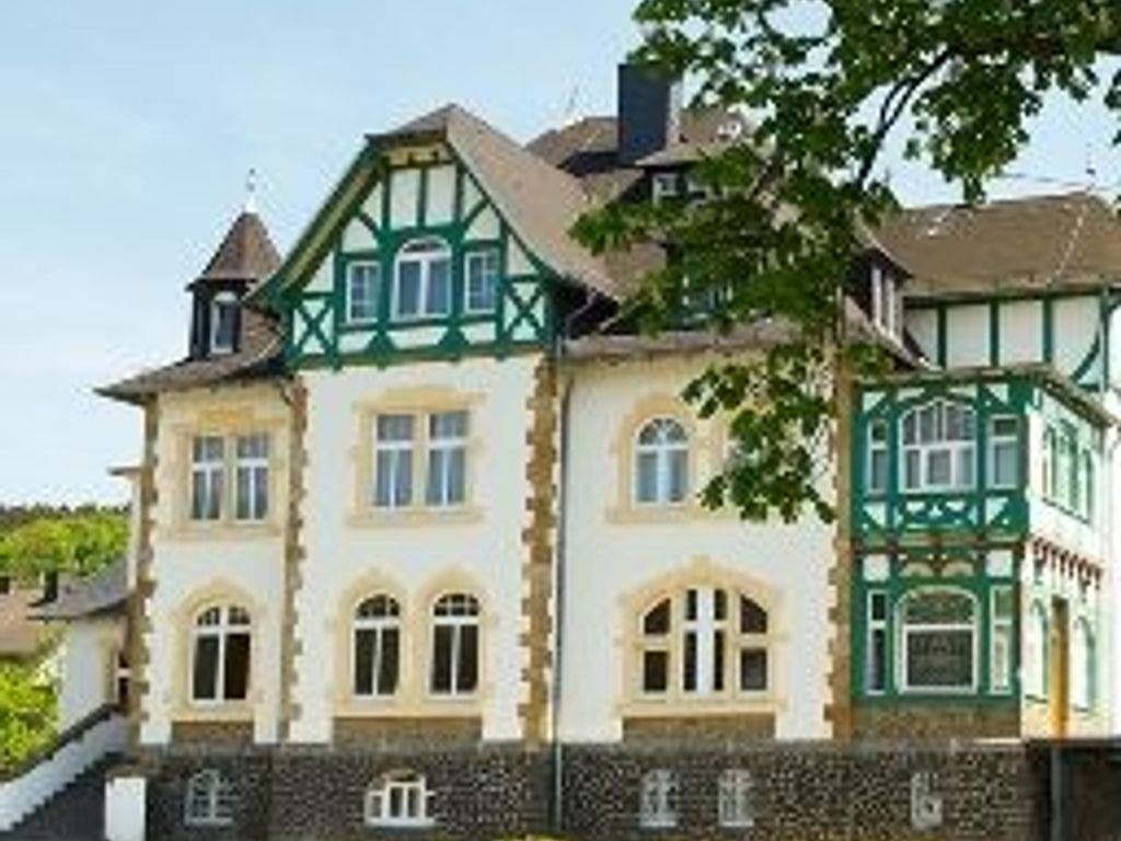 Alte Landratsvilla Bender