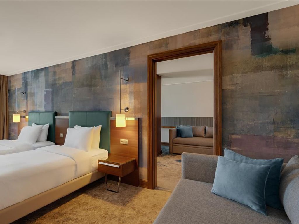 Doubletree by Hilton Van