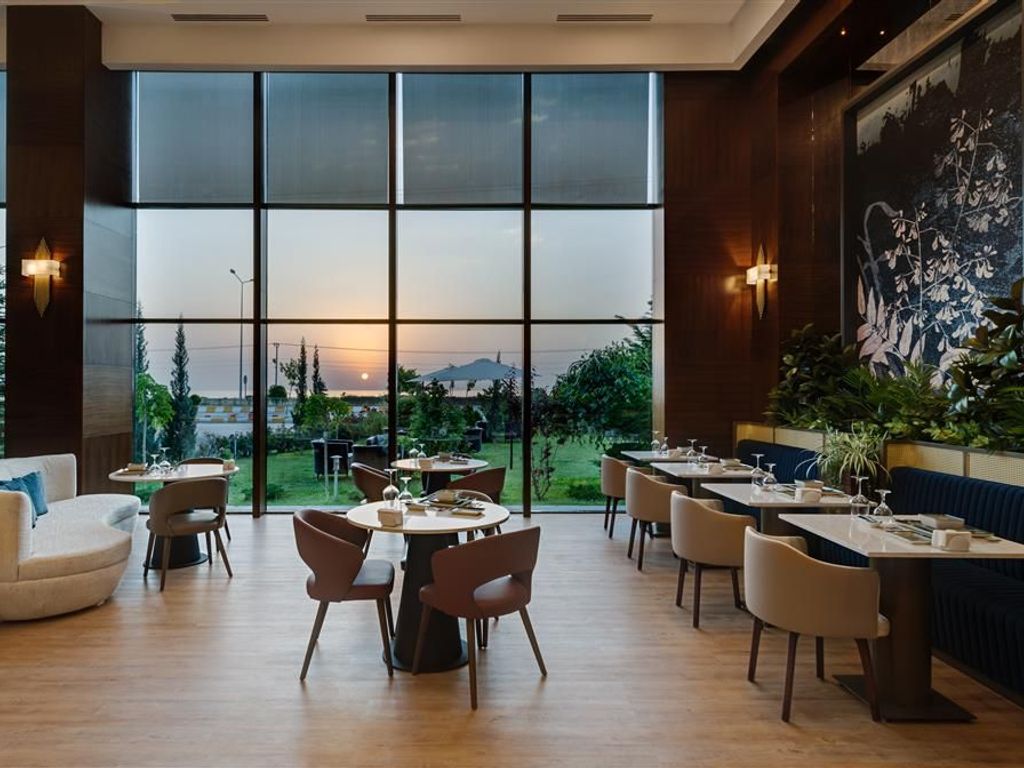 Doubletree by Hilton Van