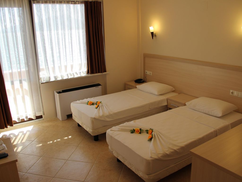 Kaunos Hotel