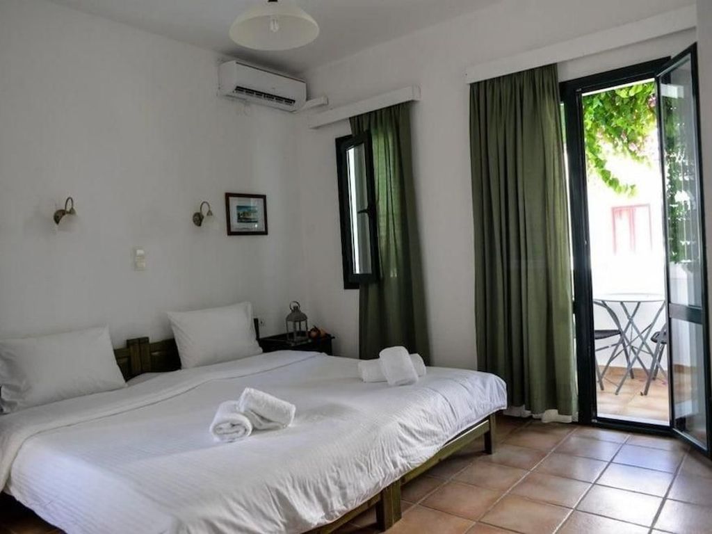 Eva Suites Hotel