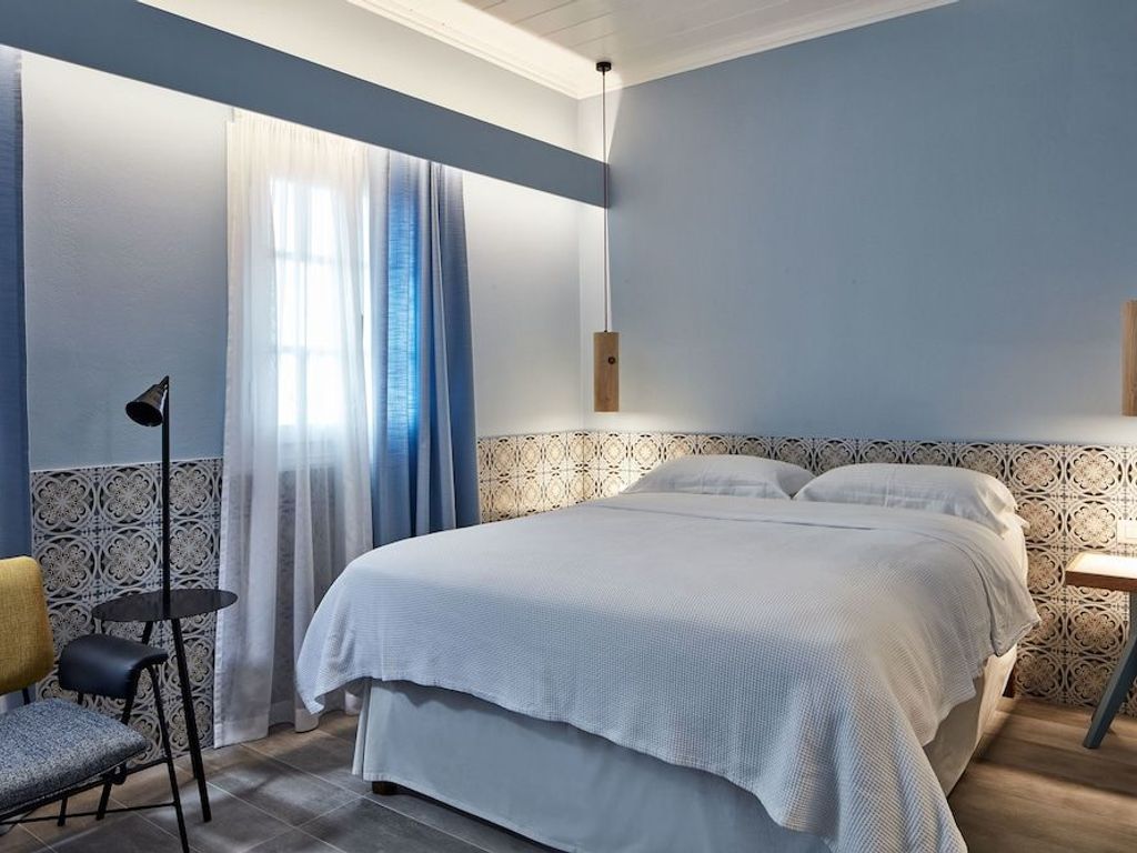 Angelina Aegina Boutique Escape