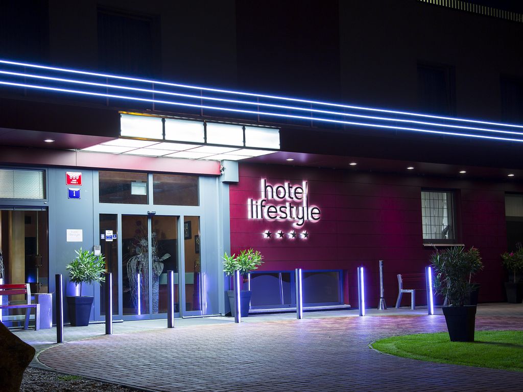 Lifestyle Hotel