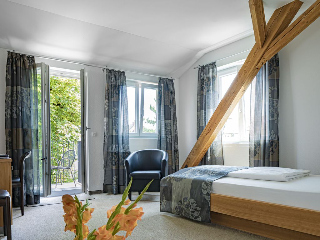 Dom Hotel