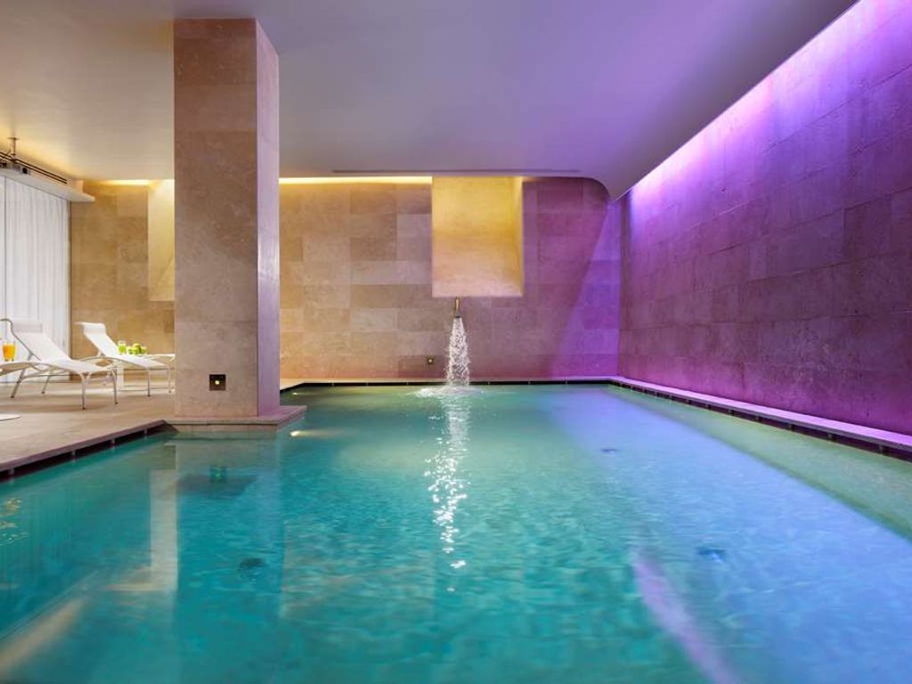 Palazzo Montemartini Hotel by Radisson Collection Rome