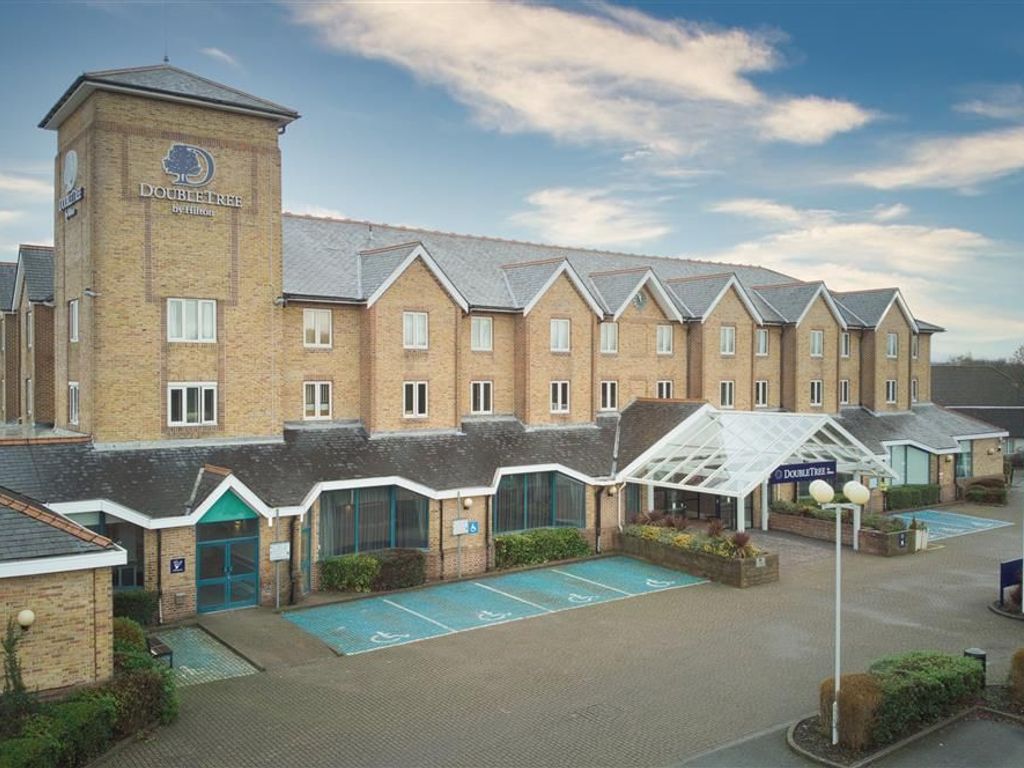 DoubleTree by Hilton London Elstree