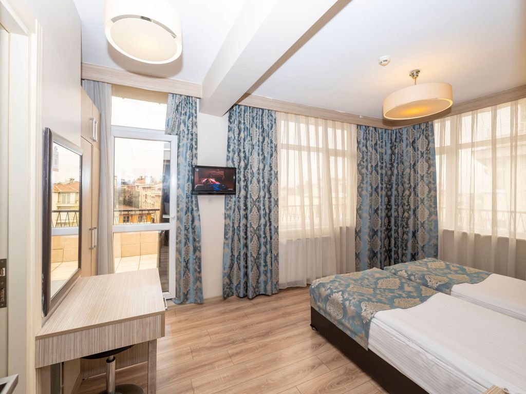 Tugra Hotel