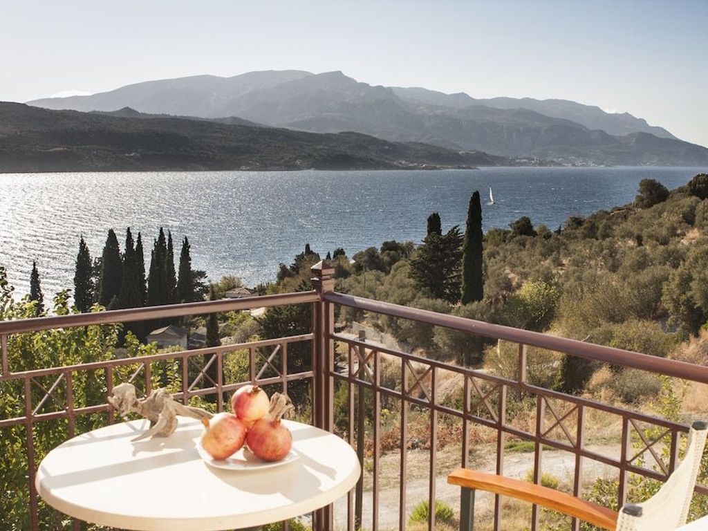 Scorpios Hotel & Suites