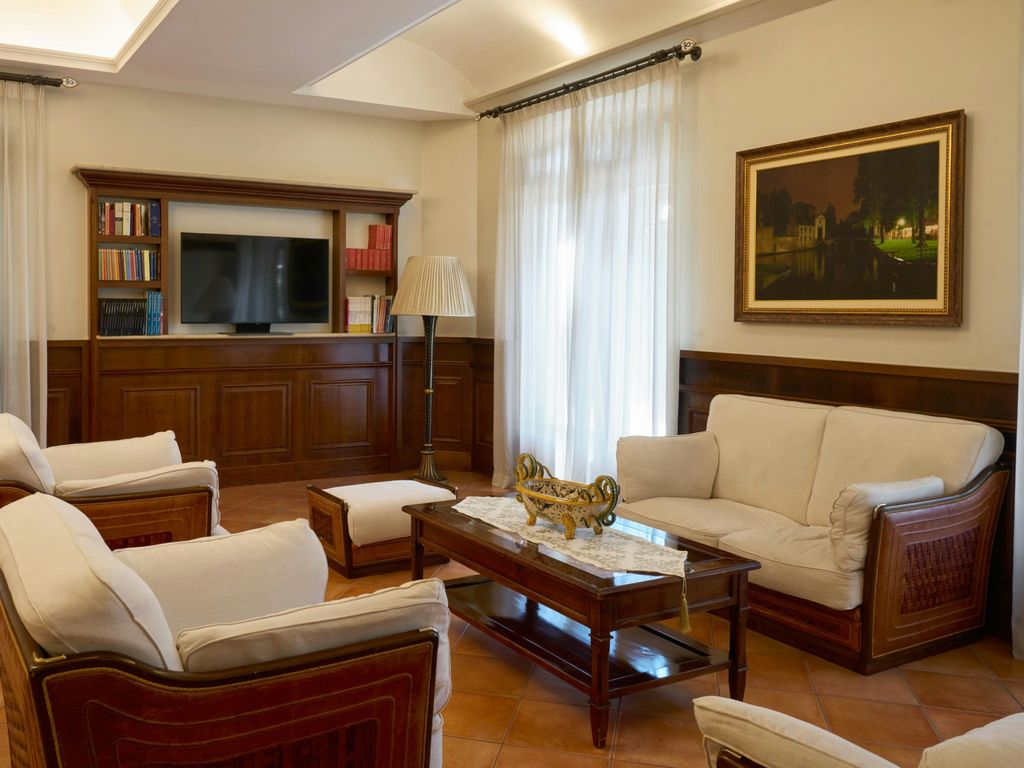 Four Points Flex by Sheraton Naples Marigliano