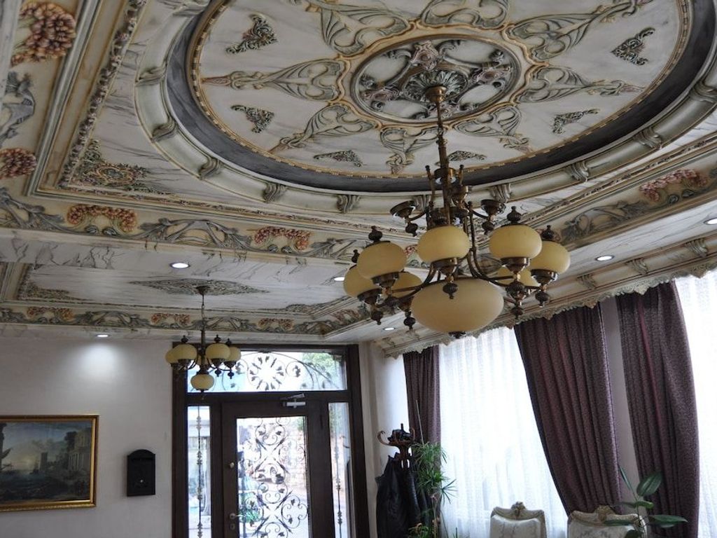Basileus Hotel